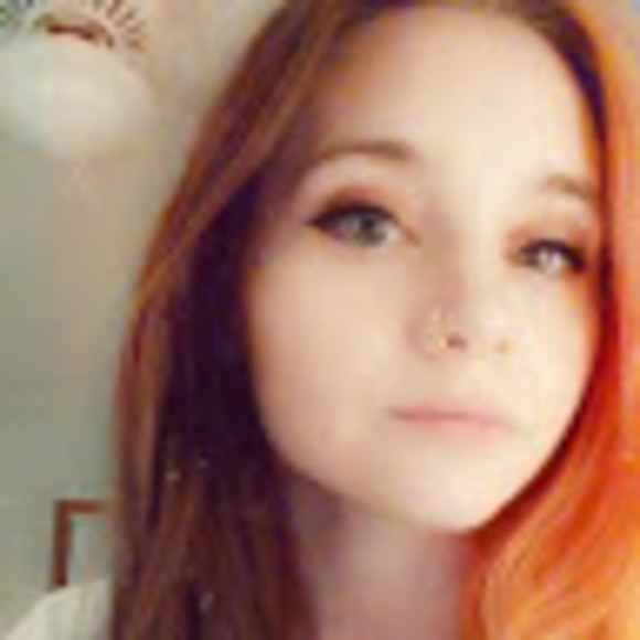 Meet your Posher, Ally - Picture 1 of 1